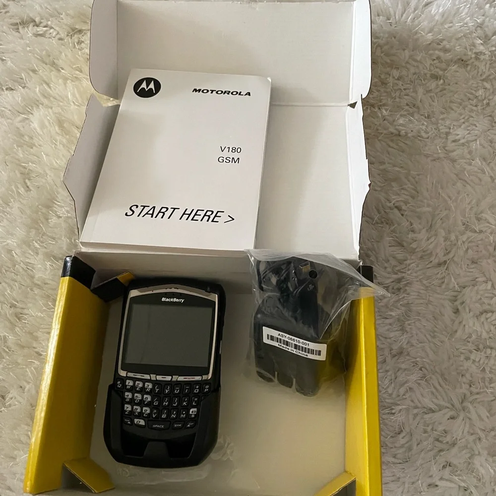 🎊♥️🎈🎈2️⃣TIMES🤩HOST PICK🎉🎊🎁 Motorola Blackberry Phone 📱